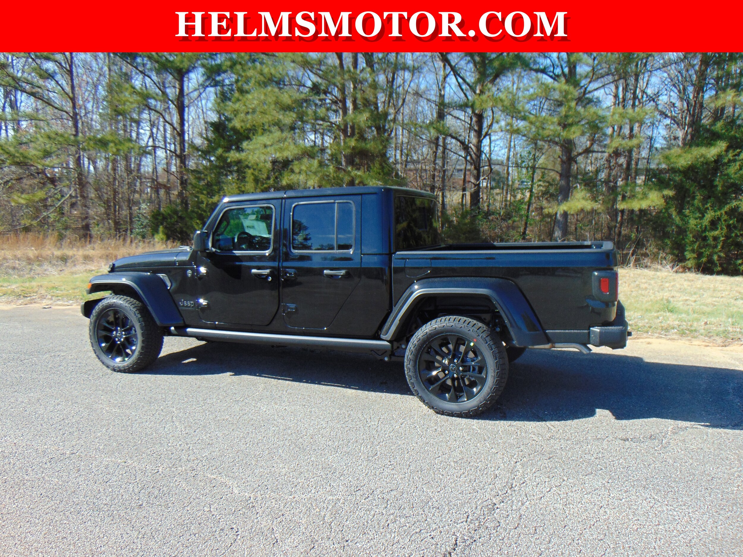 2025 Jeep Gladiator Sport photo 4