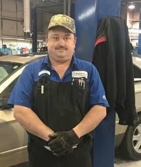 Staff member Keith "Peaches" Powers from ID_acfea0