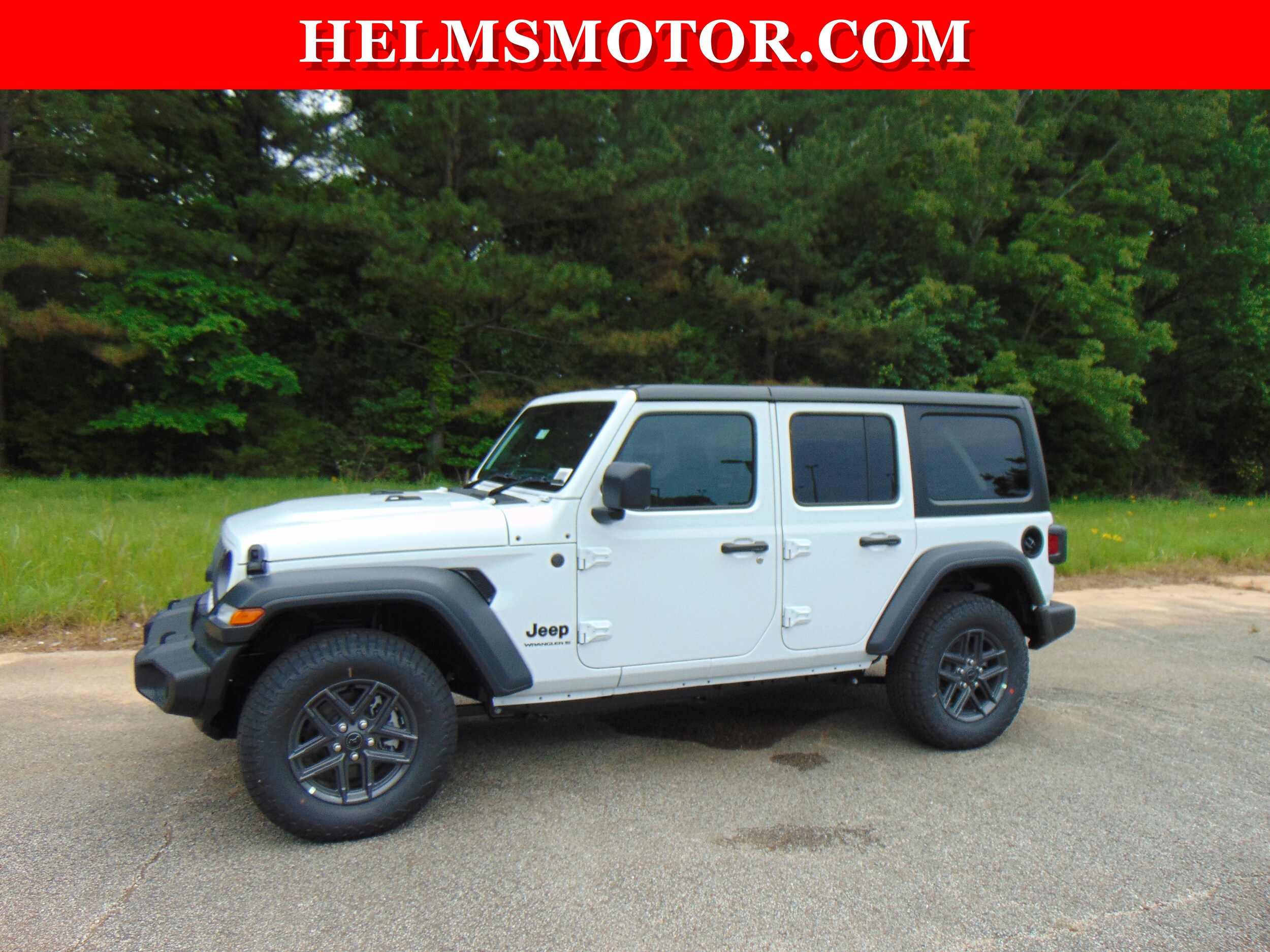 2025 Jeep Wrangler Sport RHD photo 3