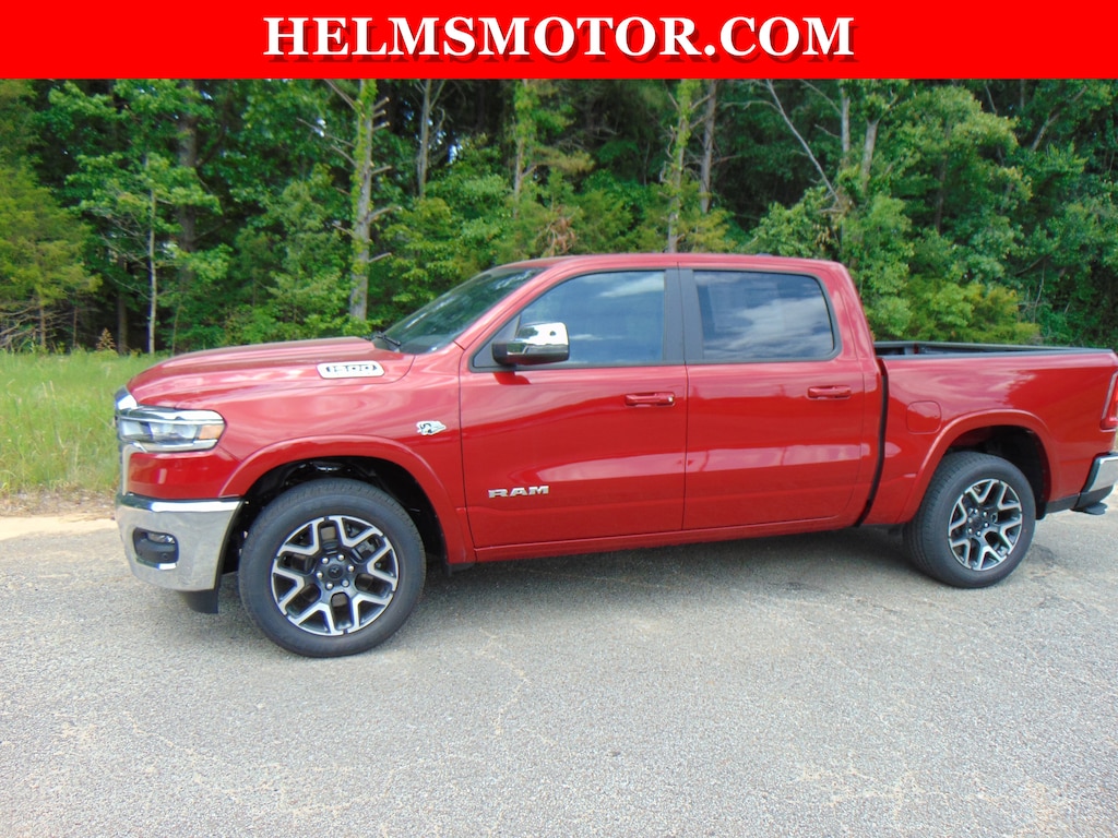 New 2026 Ram 1500 LARAMIE CREW CAB 4X4 5'7 BOX Pickup