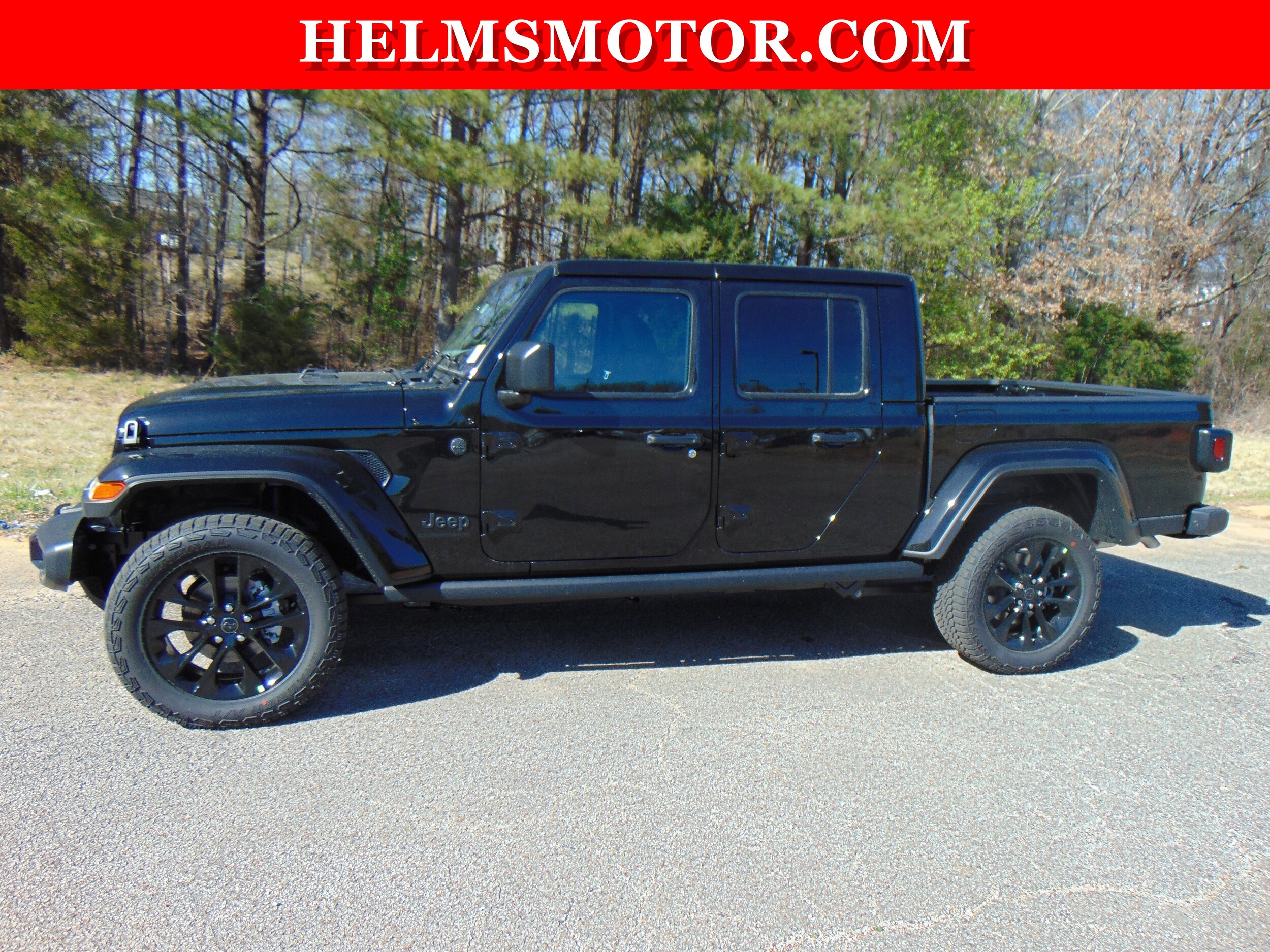 2025 Jeep Gladiator Sport photo 2