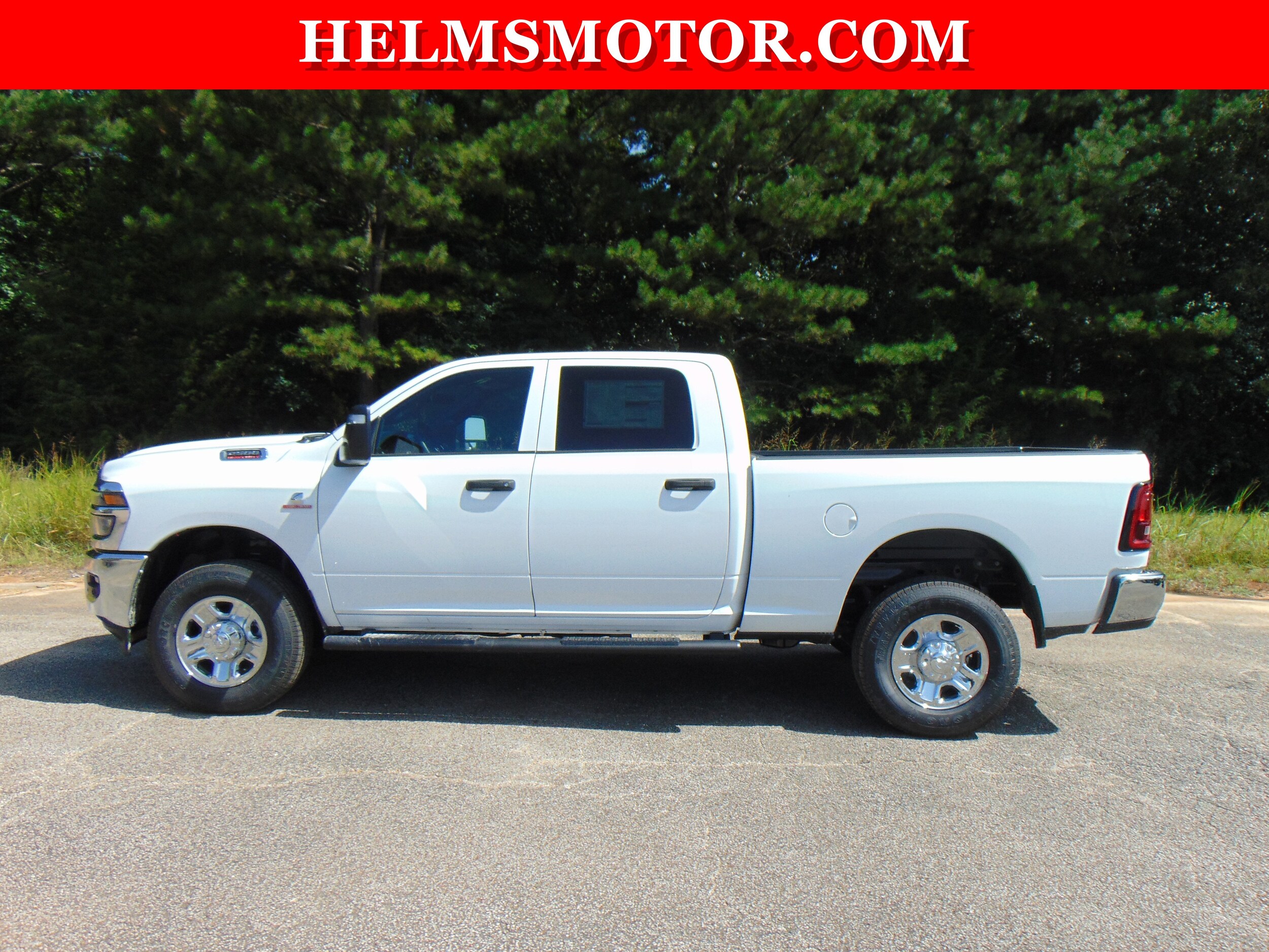 2025 Ram 2500 Tradesman photo 2