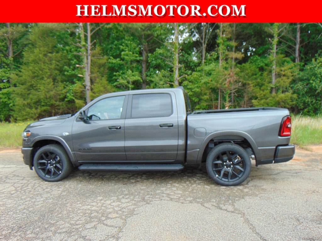 New 2026 Ram 1500 LARAMIE CREW CAB 4X4 5'7 BOX Pickup