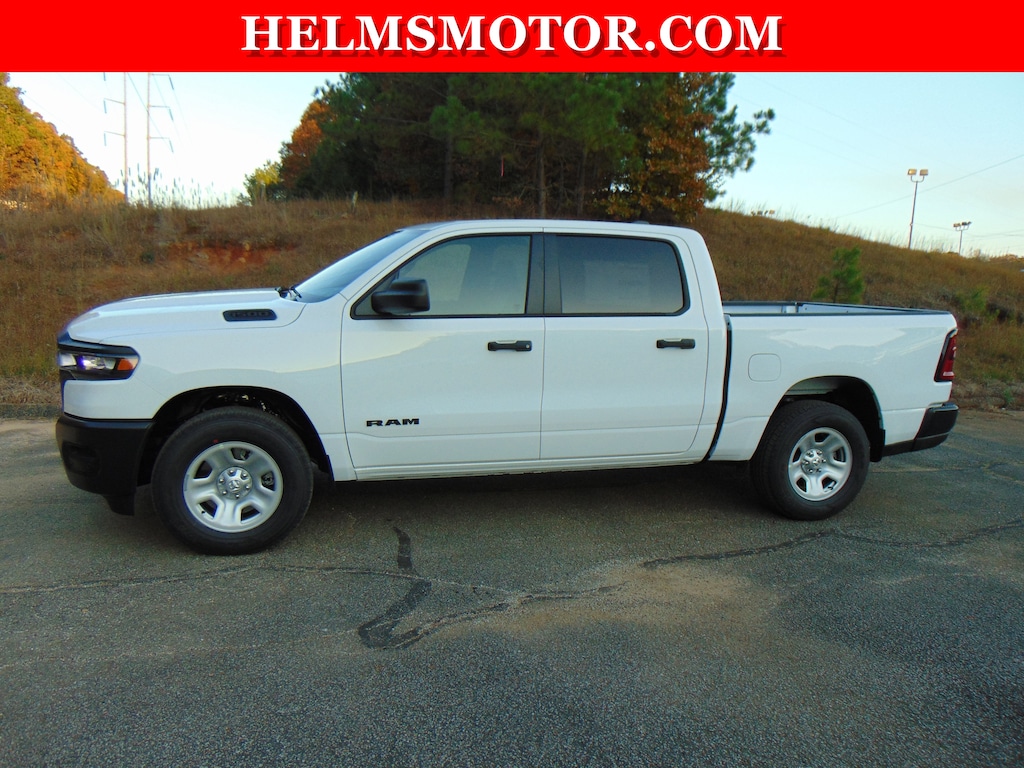 New 2026 Ram 1500 TRADESMAN CREW CAB 4X4 5'7 BOX Pickup