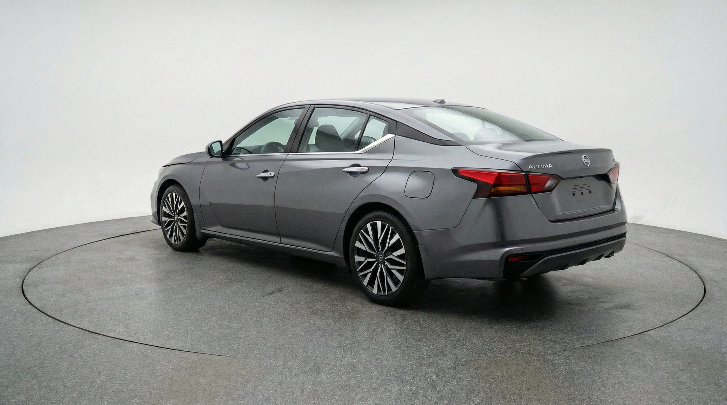 Thumbnail: 2025 Nissan Altima - 6