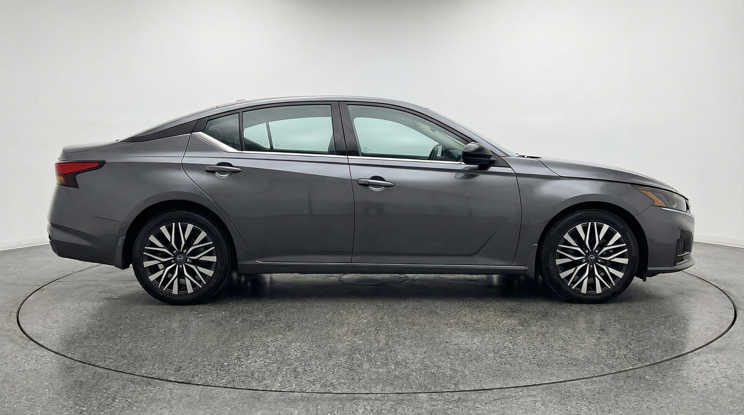 Thumbnail: 2025 Nissan Altima - 8