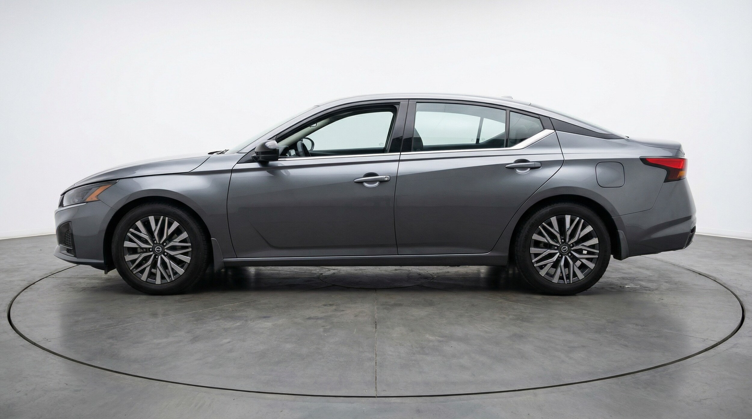Thumbnail: 2025 Nissan Altima - 4