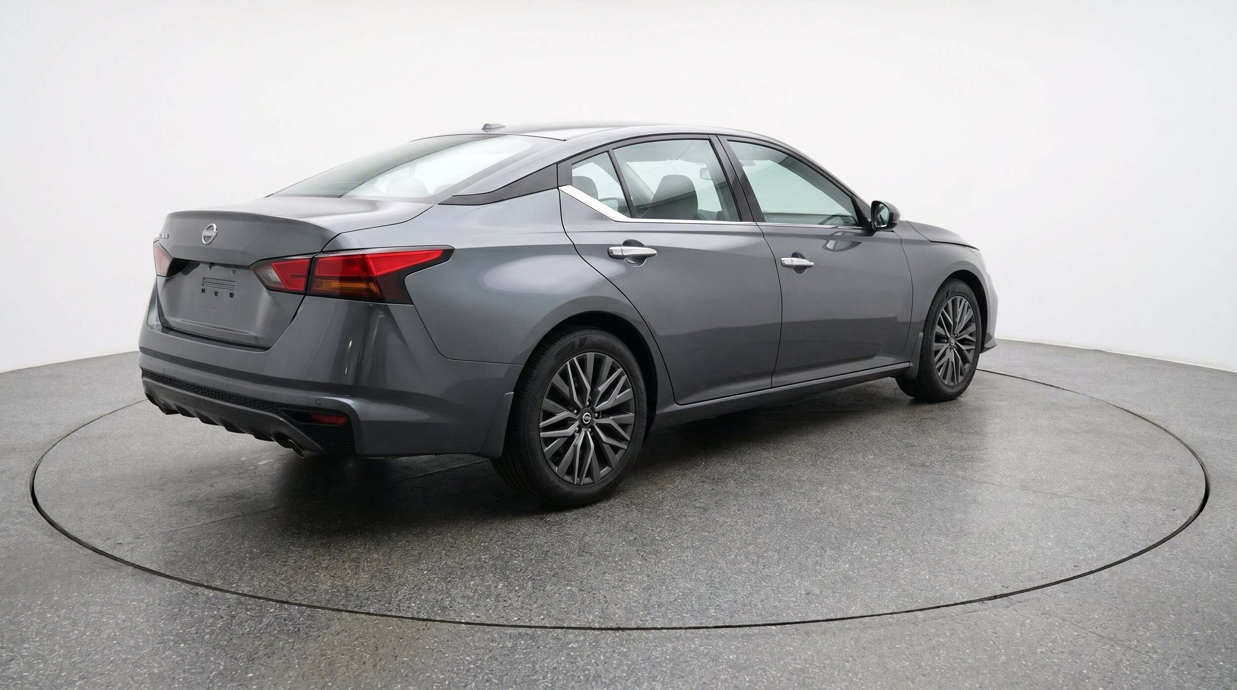 Thumbnail: 2025 Nissan Altima - 9