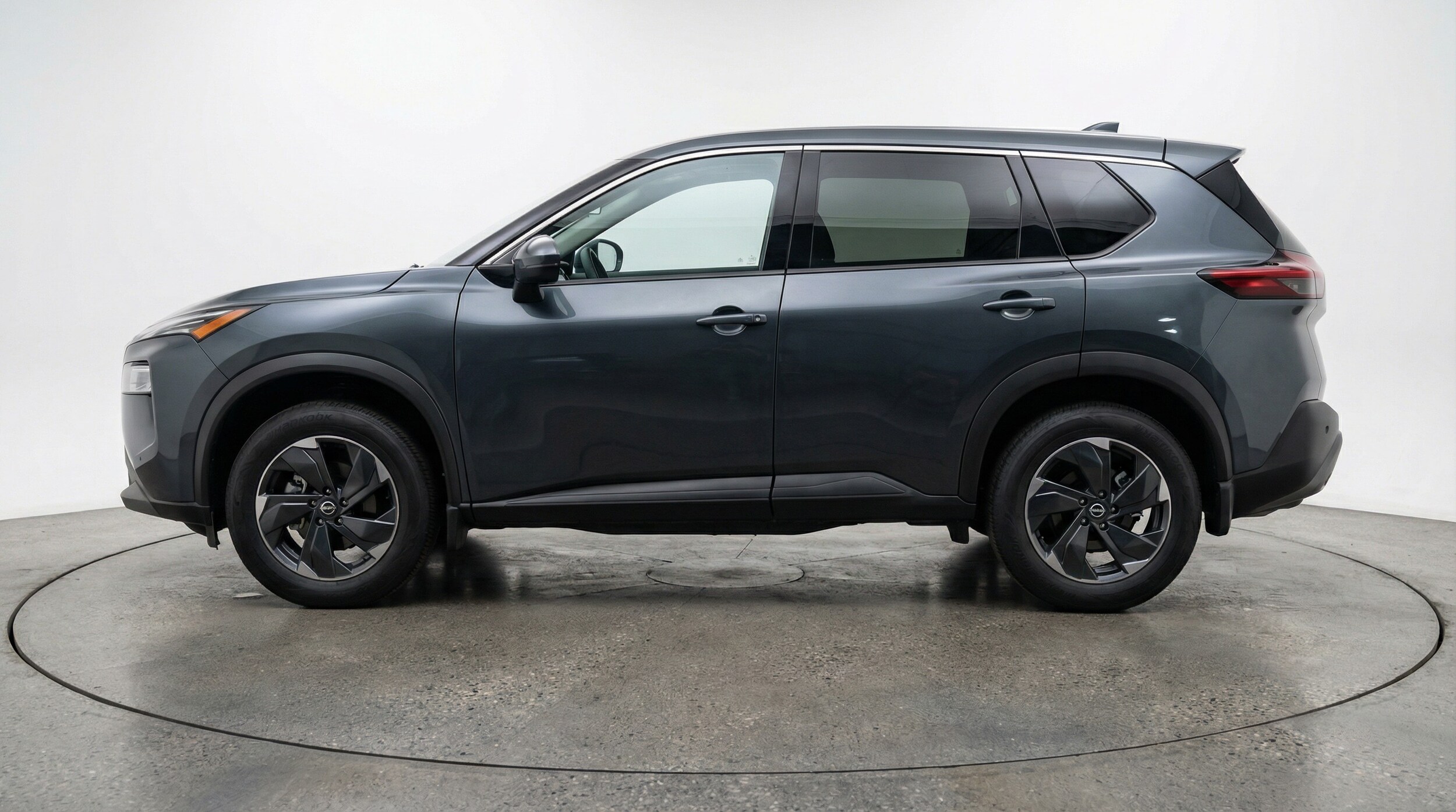 Thumbnail: 2025 Nissan Rogue - 4