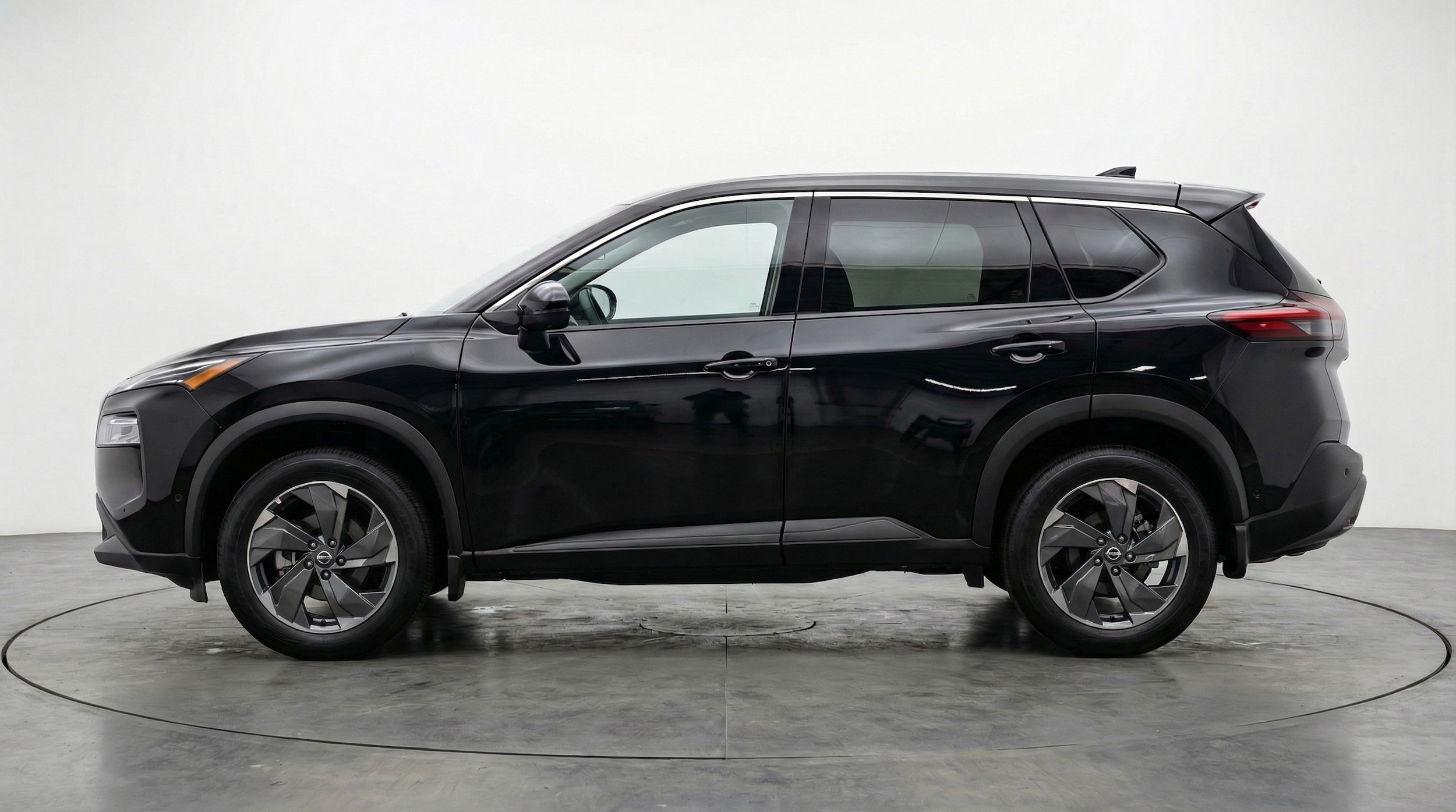 Thumbnail: 2025 Nissan Rogue - 4