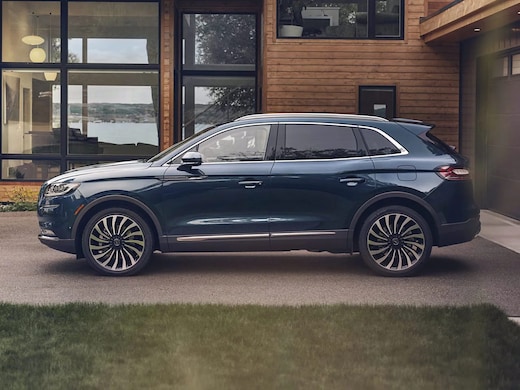 2026 Lincoln Nautilus rear exterior