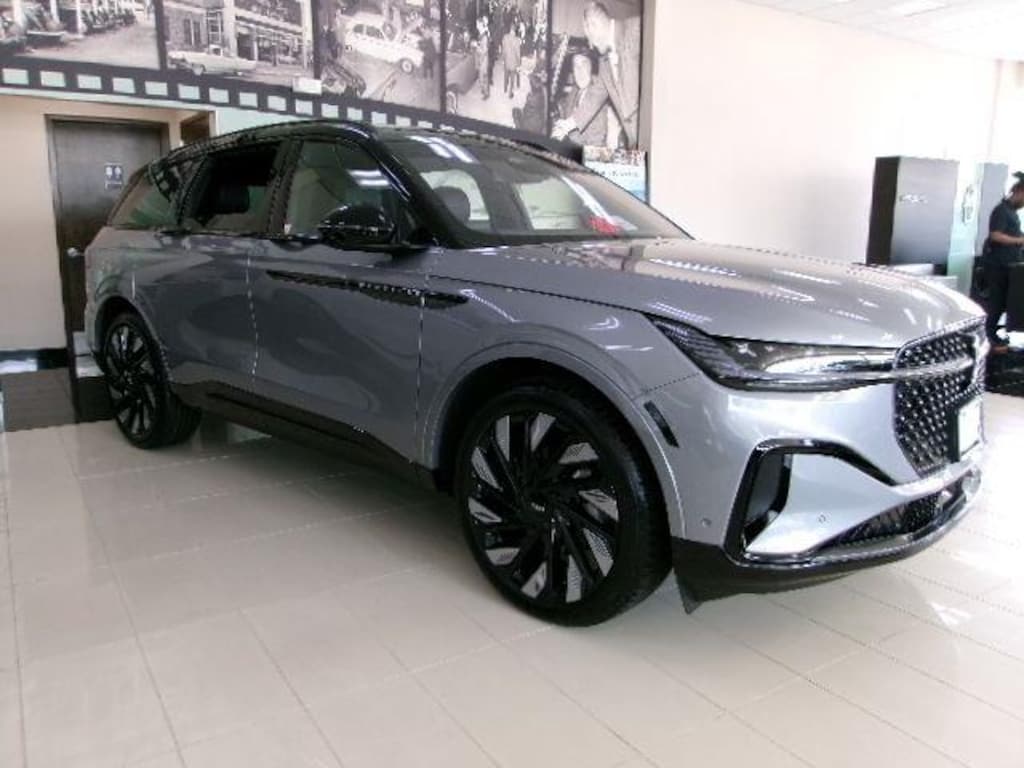 Certified 2024 Lincoln Nautilus Reserve SUV
