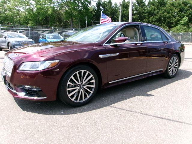 2017 Lincoln Continental Select AWD's photo