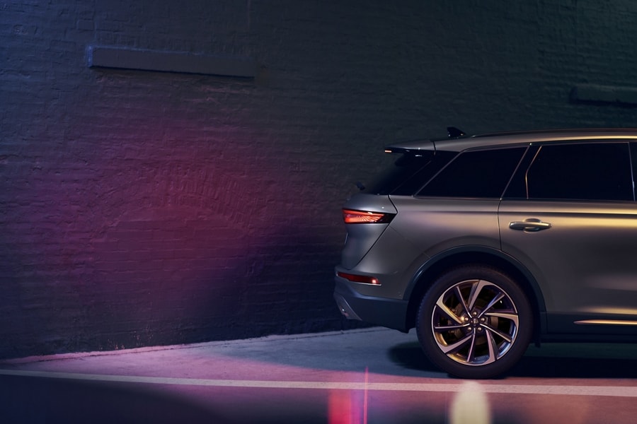 The center screen of the new 2025 Lincoln Corsair® SUV is showcased with its SYNC® 4 capabilities highlighted.