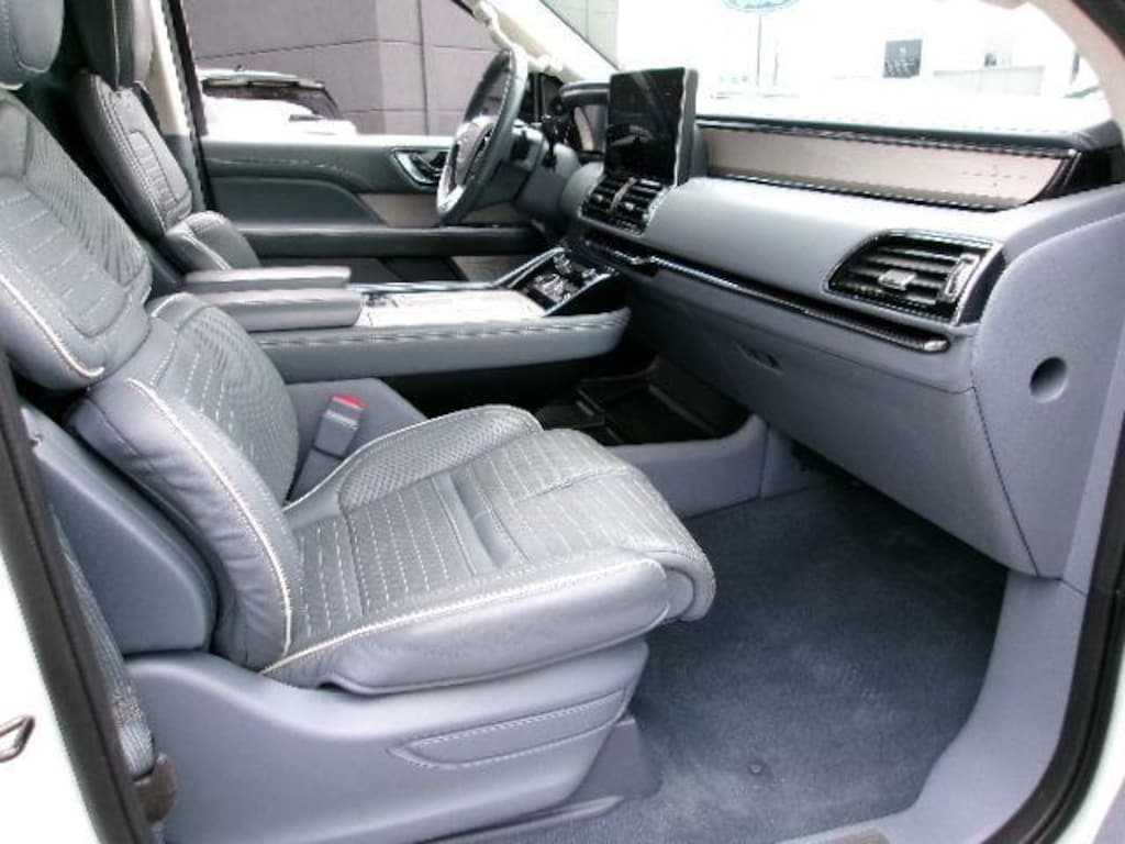 Certified 2023 Lincoln Navigator L Black Label SUV