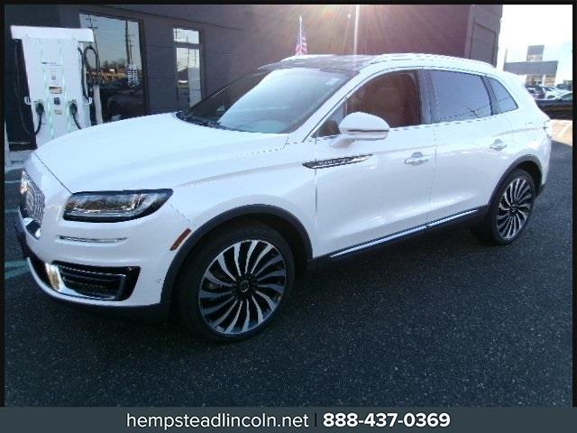 2019 Lincoln Nautilus Black Label's photo