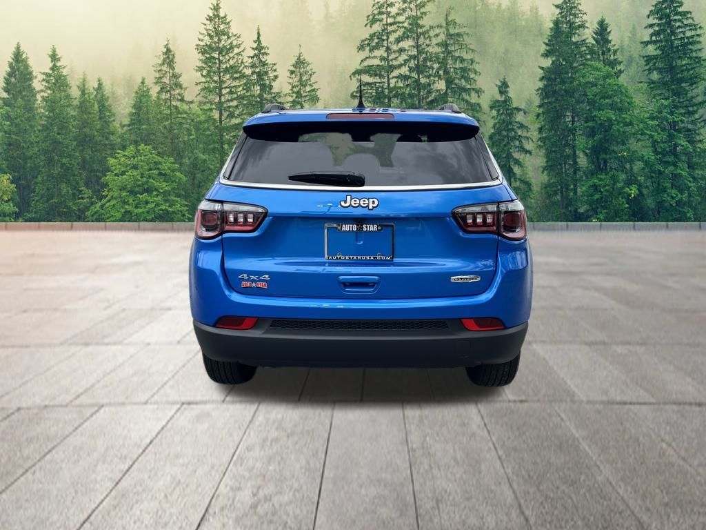 2025 Jeep Compass Latitude photo 4