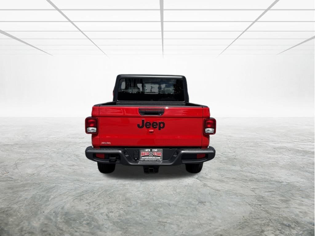 New 2025 Jeep Gladiator Sport Pickup