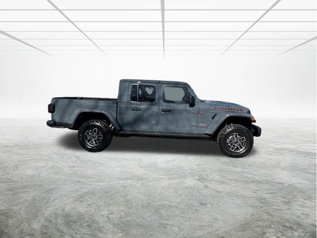 2026 Jeep Gladiator Mojave photo 2