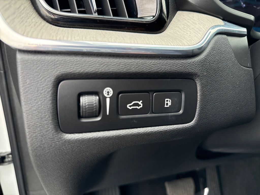 2022 Volvo XC60 Inscription - Photo 38
