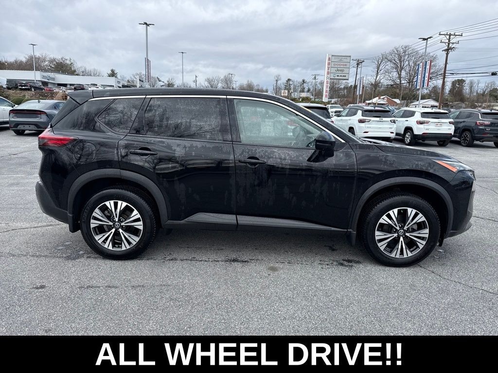 Used 2021 Nissan Rogue SV SUV
