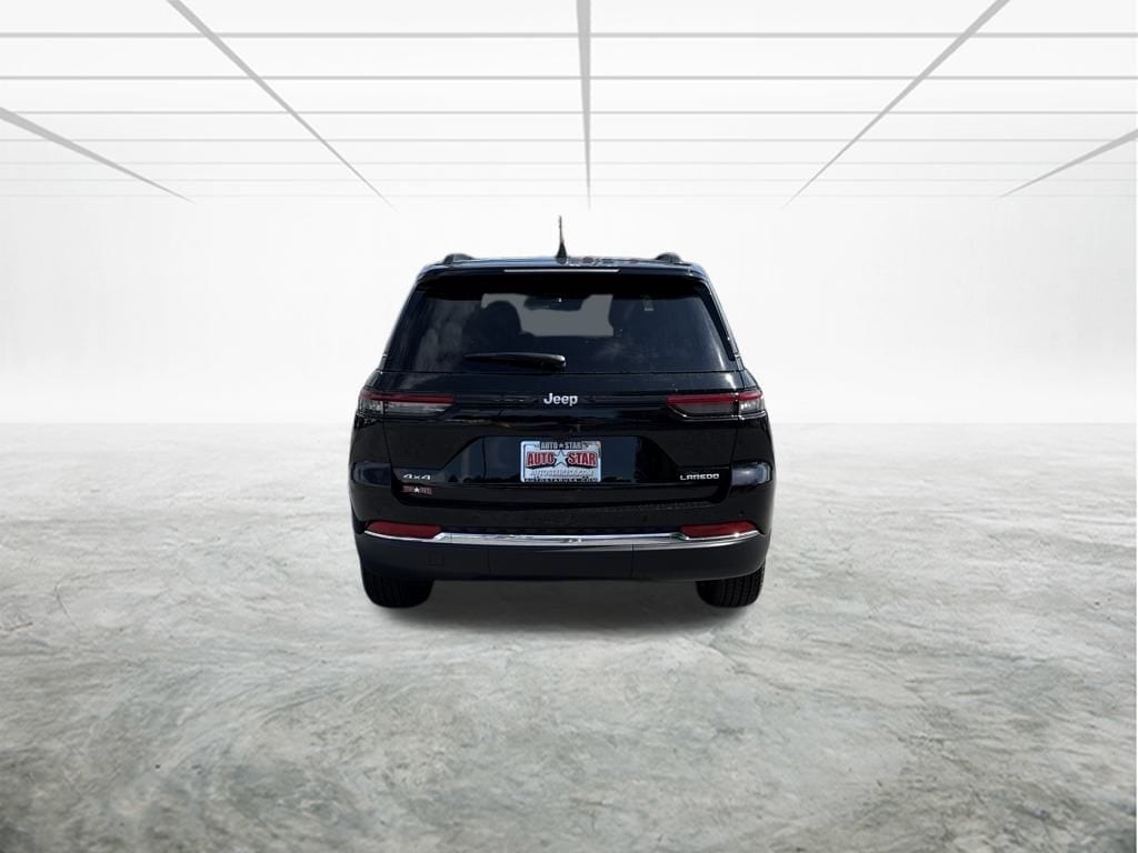 New 2025 Jeep Grand Cherokee Laredo X Sport Utility