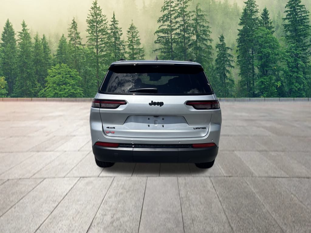 2025 Jeep Grand Cherokee Limited photo 4