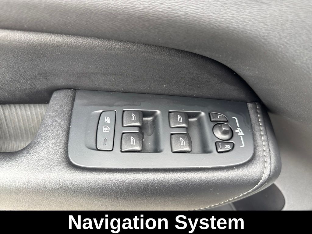2022 Volvo XC60 Inscription - Photo 19