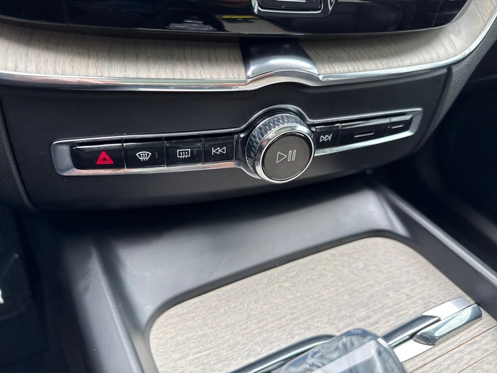 2022 Volvo XC60 Inscription - Photo 41