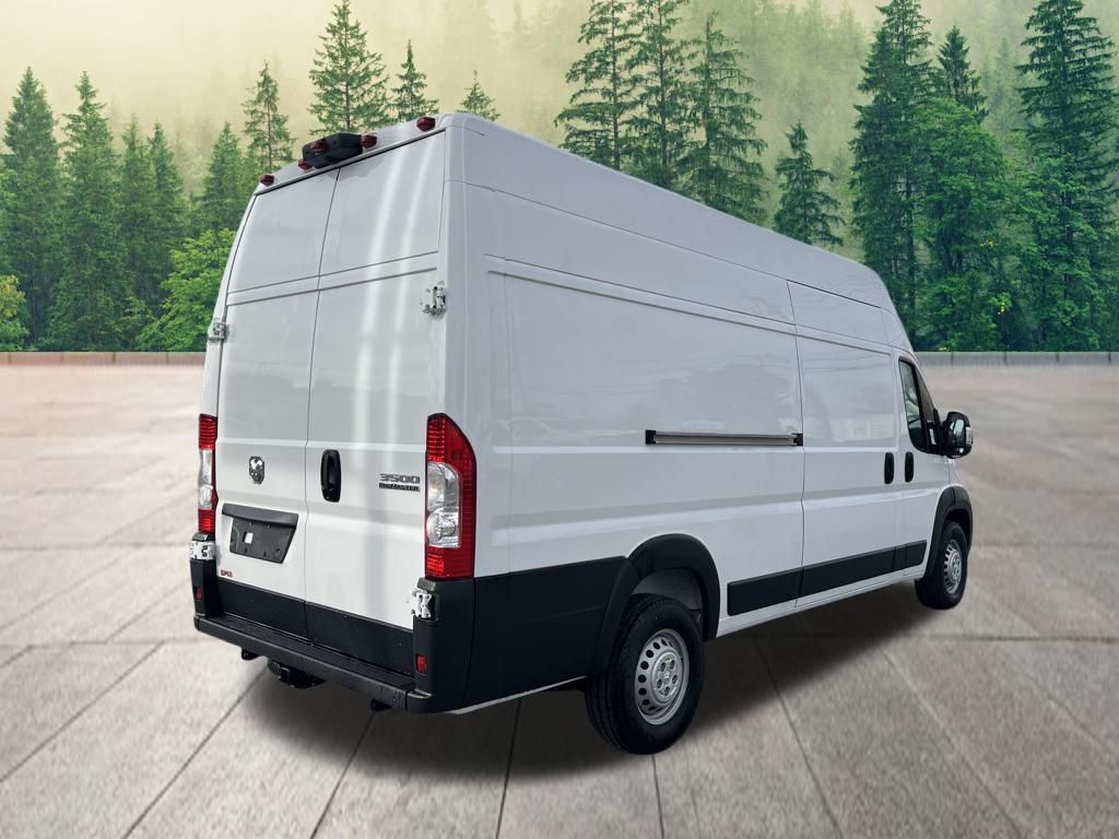 2024 Ram ProMaster 3500 Cargo Van photo 3