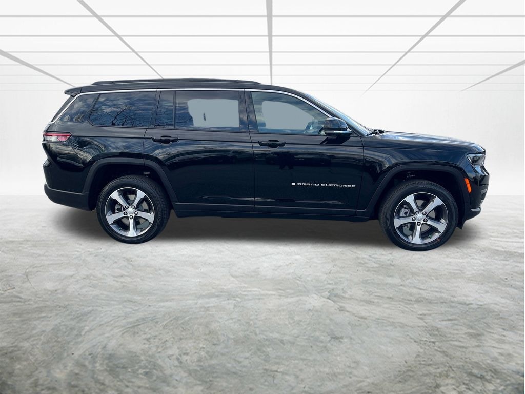 New 2025 Jeep Grand Cherokee L Limited Sport Utility