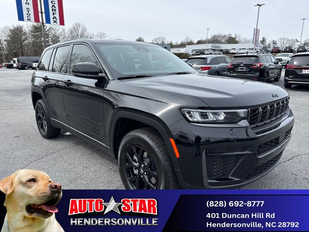 New 2026 Jeep Grand Cherokee Laredo Sport Utility