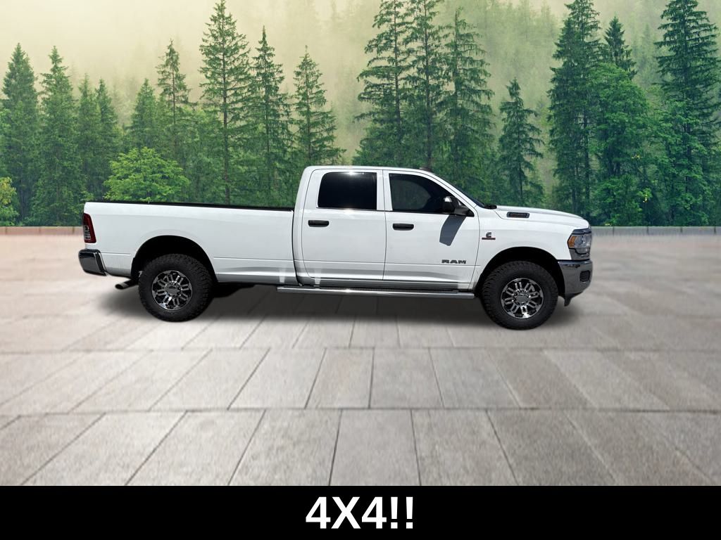 2022 Ram 2500 Tradesman photo 2