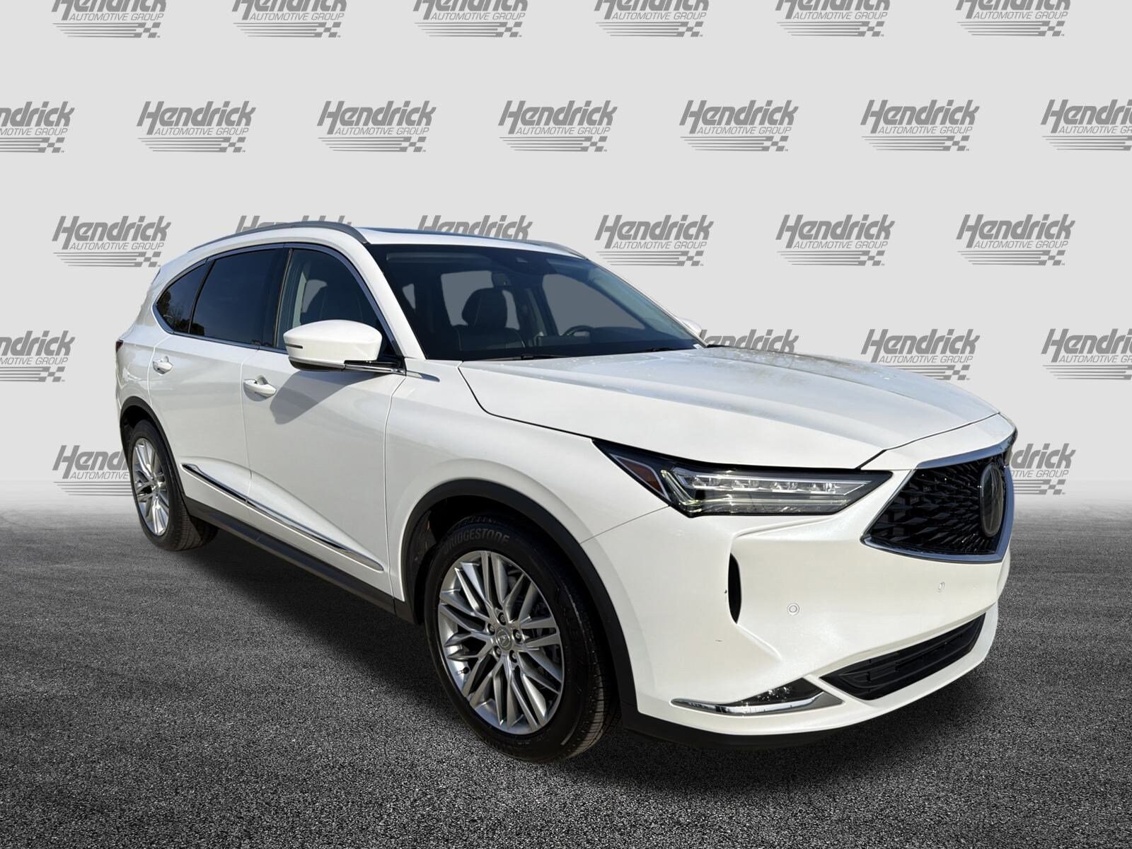 2023 Acura MDX SH-AWD Advance photo 2