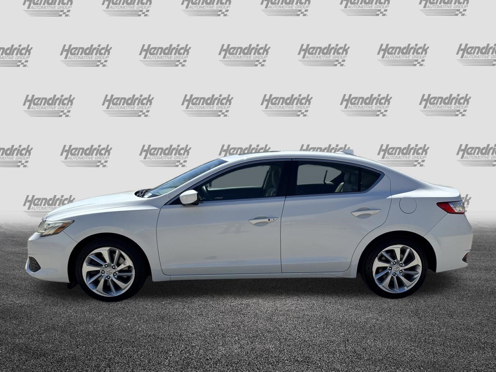 2016 Acura ILX w/Premium Pkg photo 6