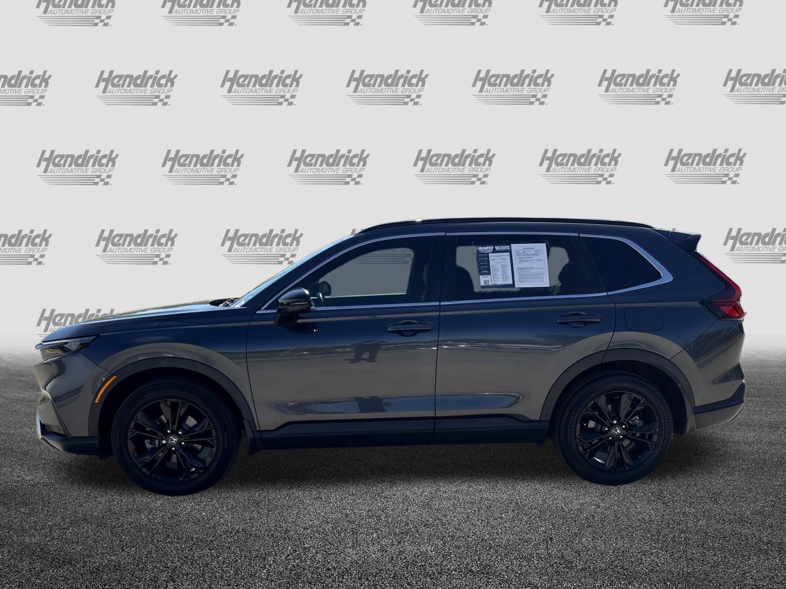 2023 Honda CR-V Hybrid Sport Touring photo 6