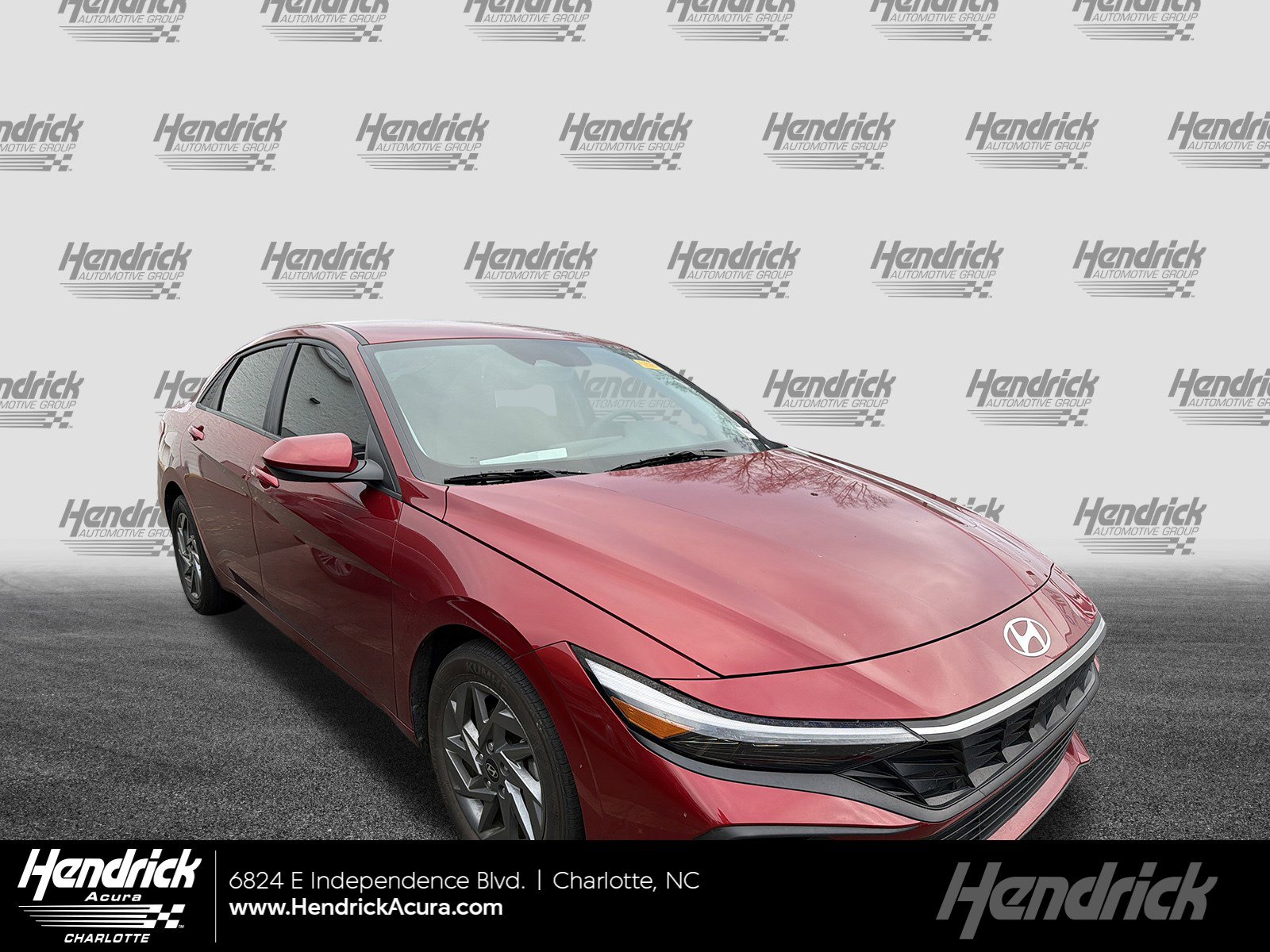 2024 Hyundai Elantra SEL's photo