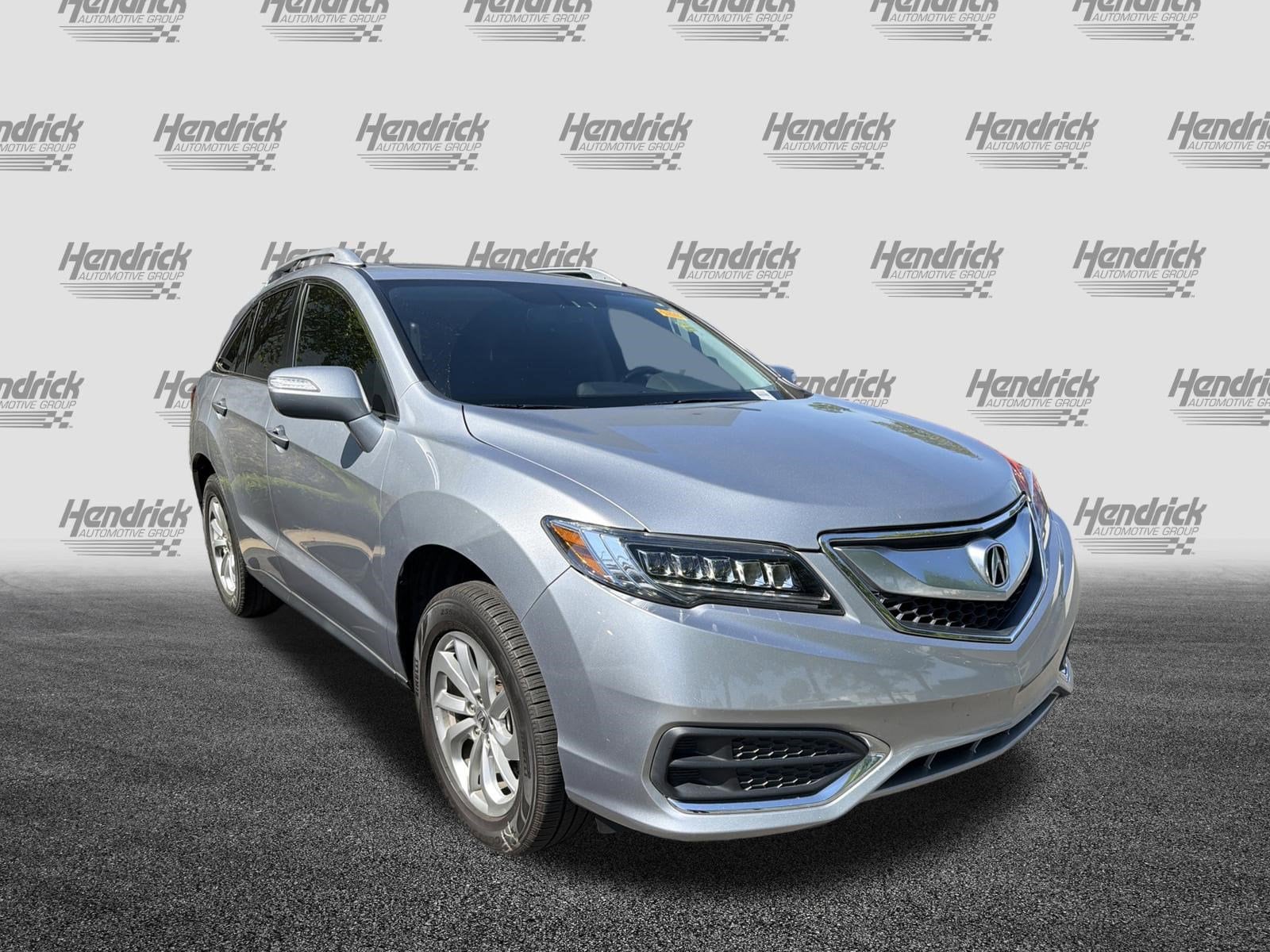 2017 Acura RDX photo 2