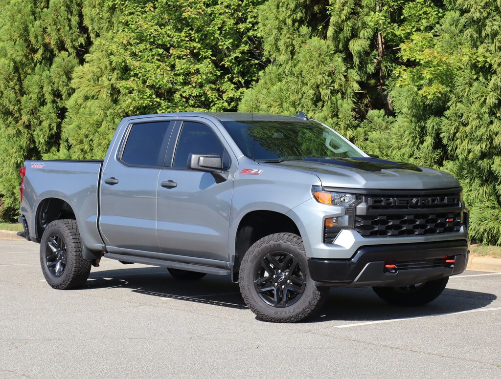 Used 2025 Chevrolet Silverado 1500 Custom Trail Boss Pickup