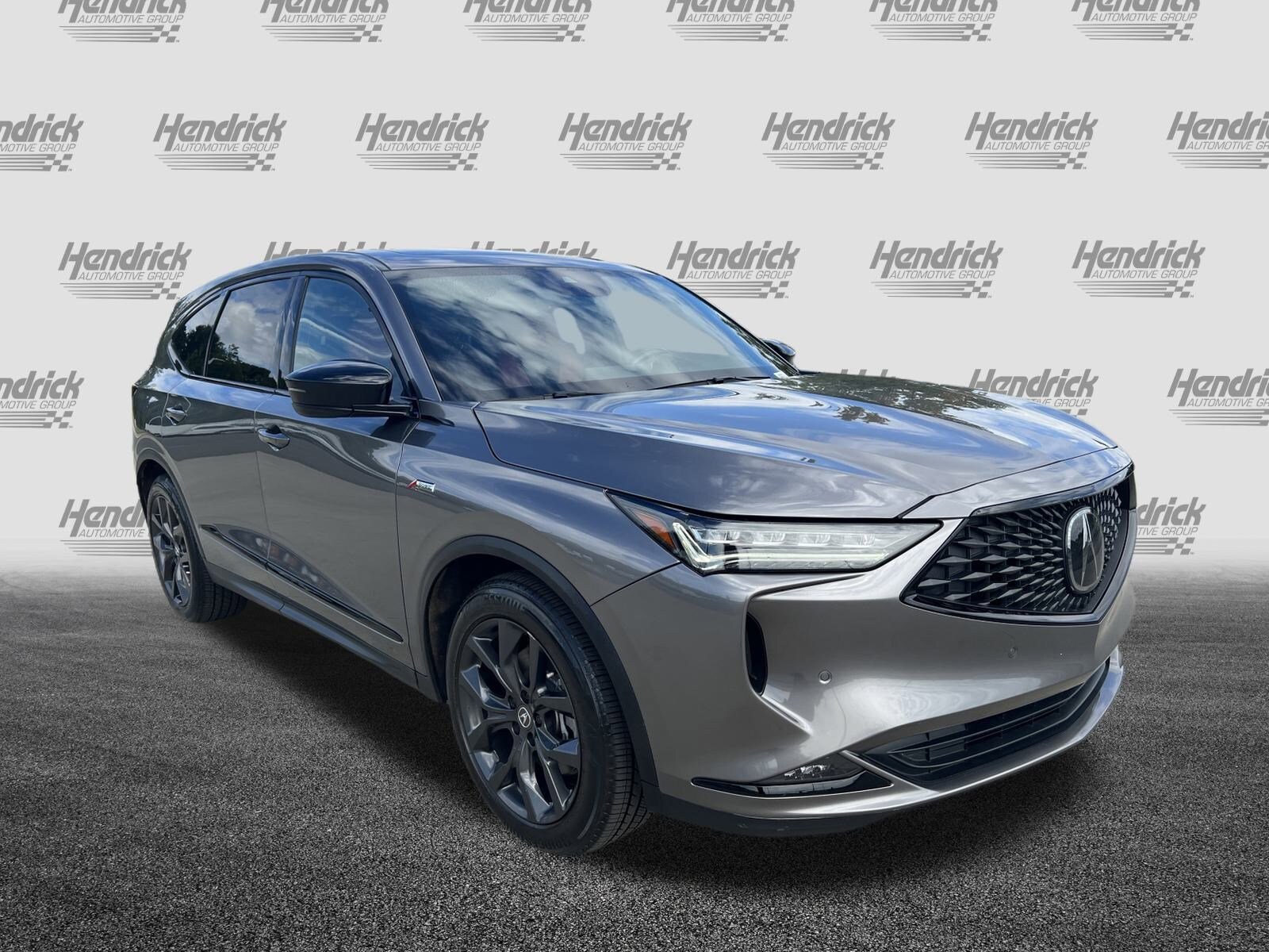 2022 Acura MDX A-Spec photo 2