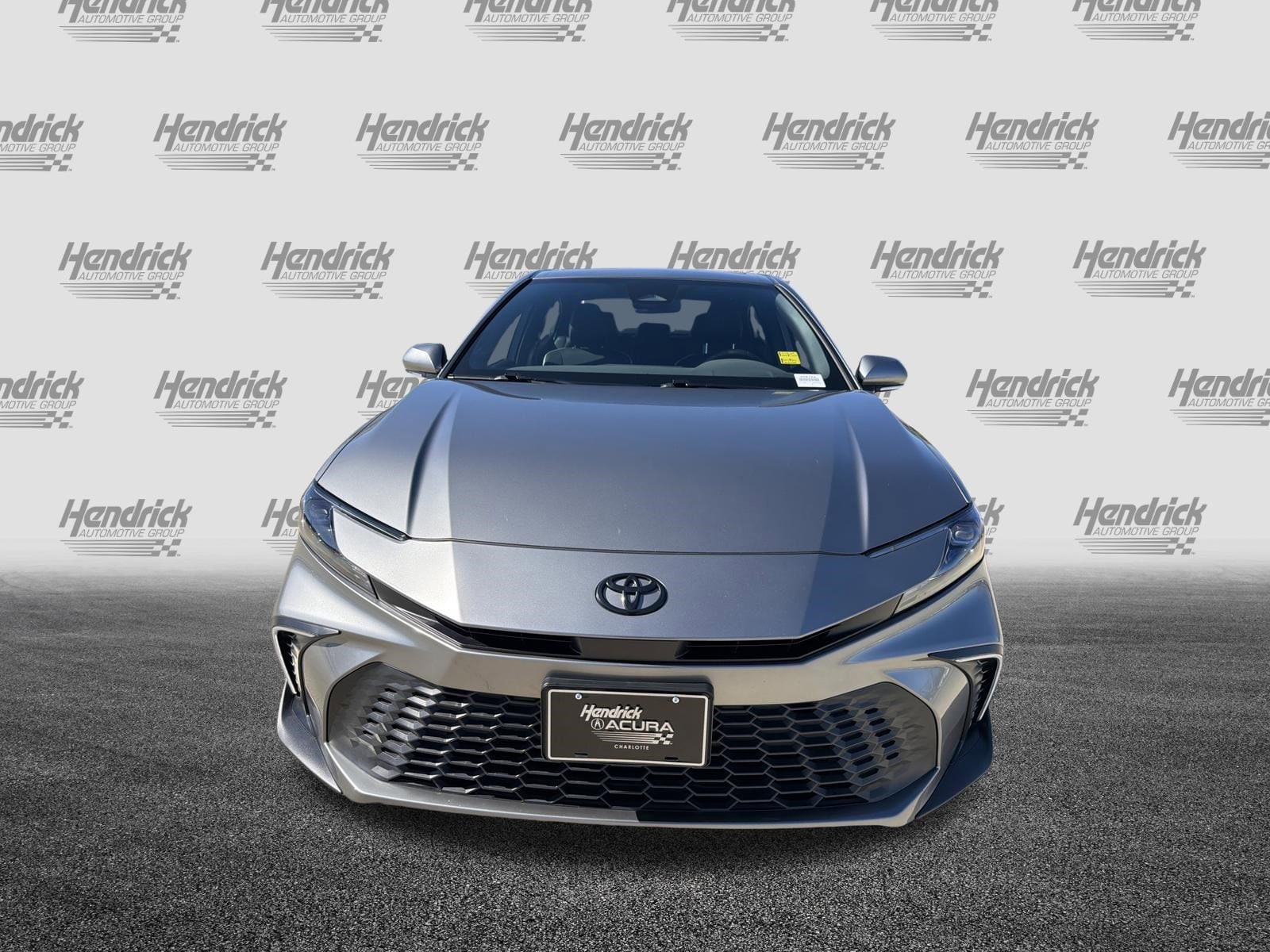2025 Toyota Camry SE photo 2