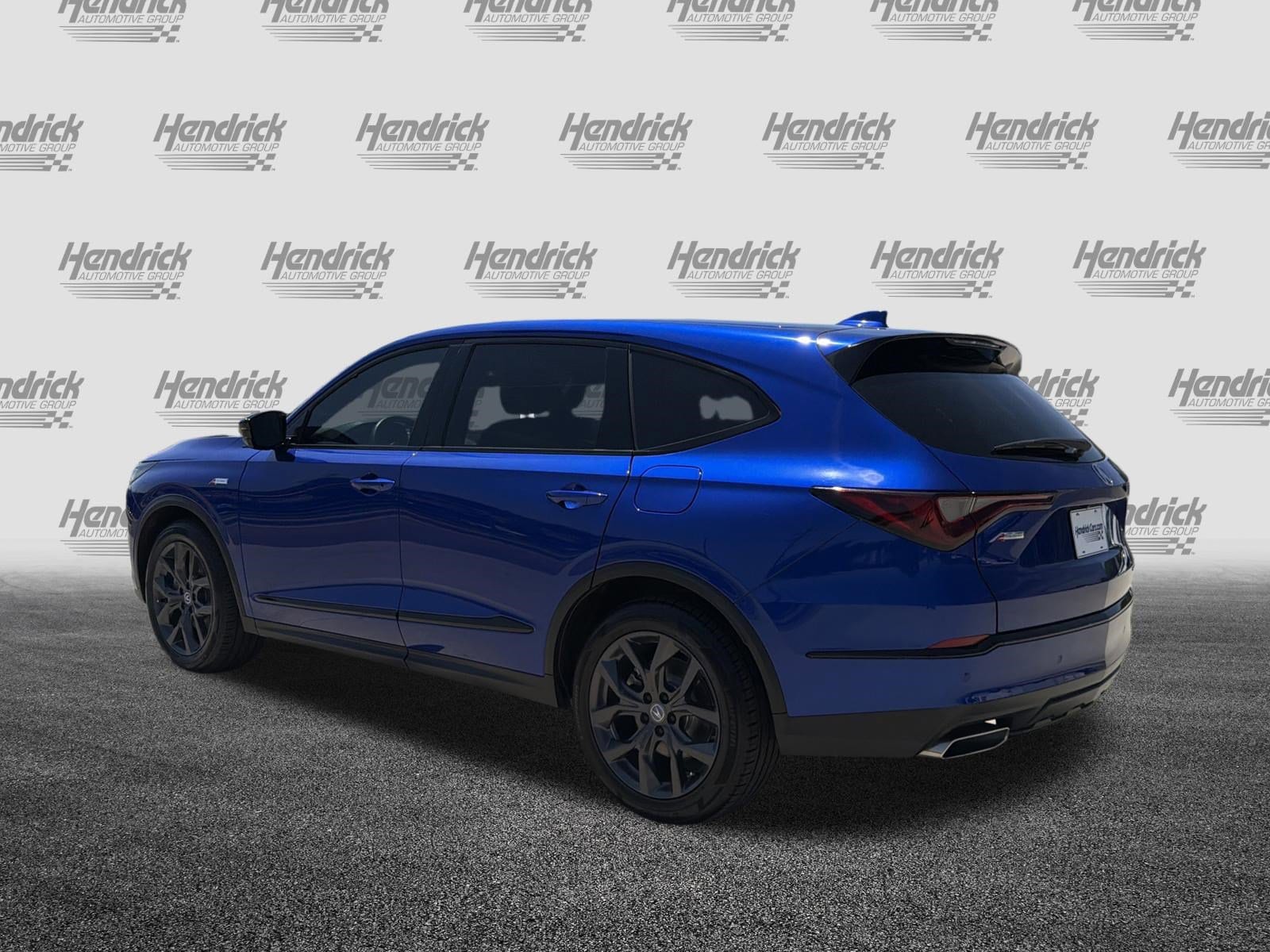 2023 Acura MDX w/A-Spec Package photo 3