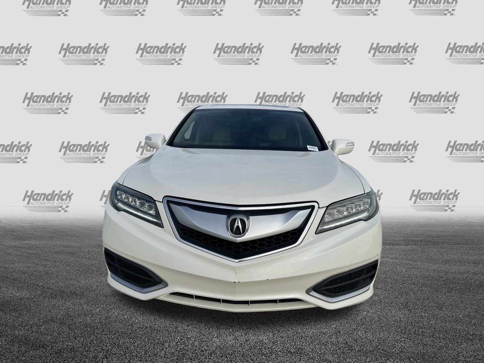 2018 Acura RDX Base Plus photo 2