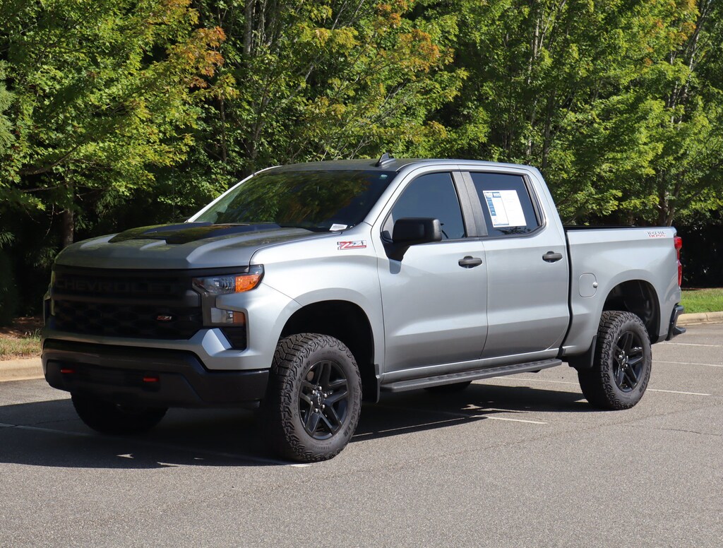 Used 2025 Chevrolet Silverado 1500 Custom Trail Boss Pickup