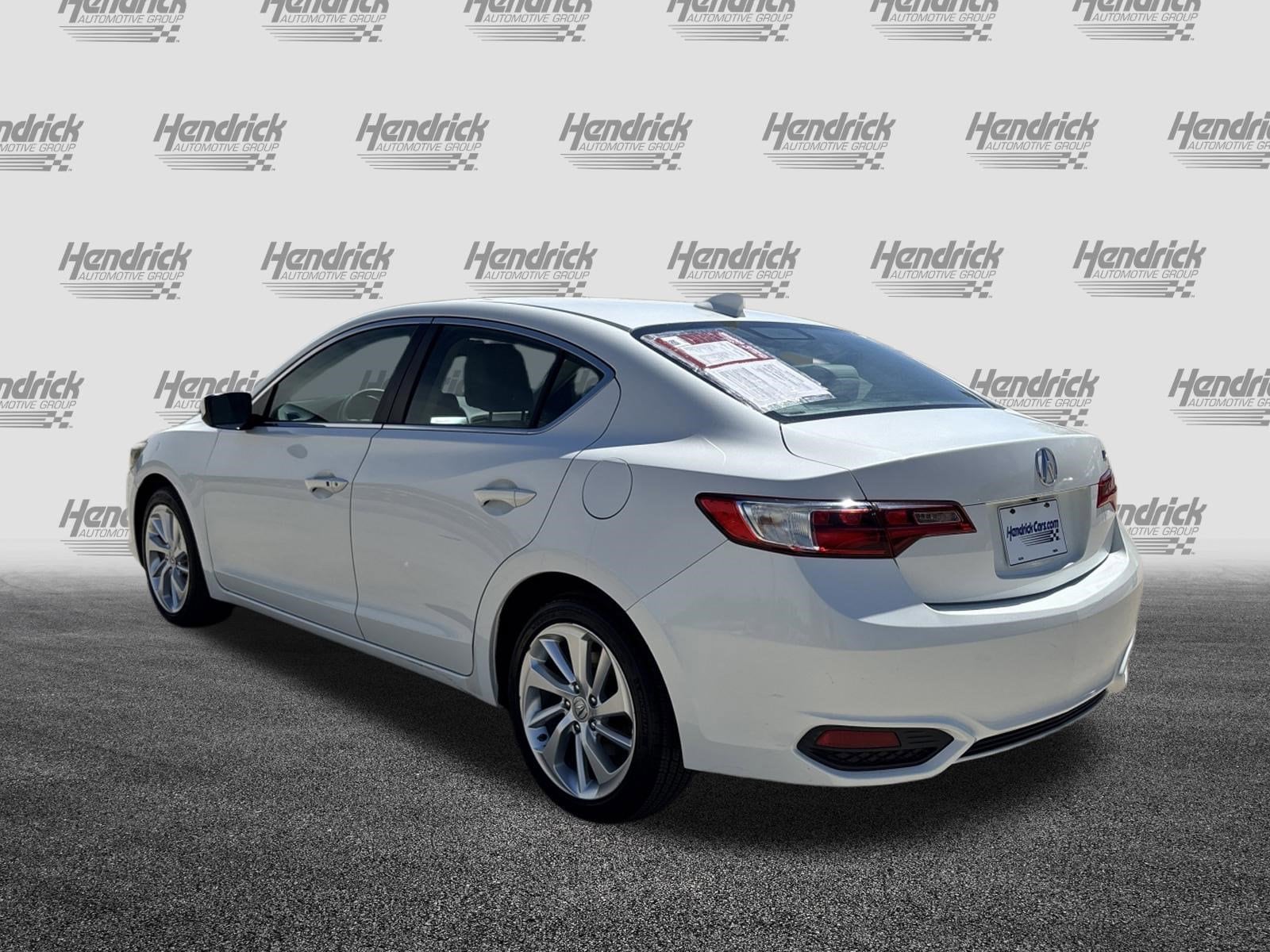 2016 Acura ILX w/Premium Pkg photo 3