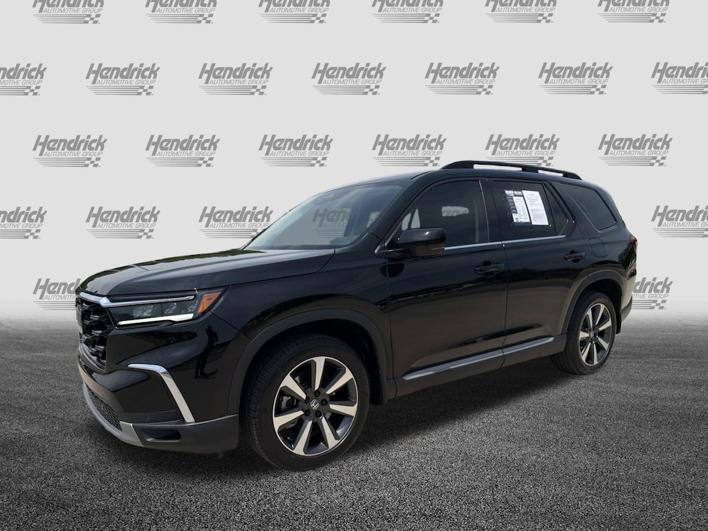 Used 2025 Honda Pilot Elite SUV