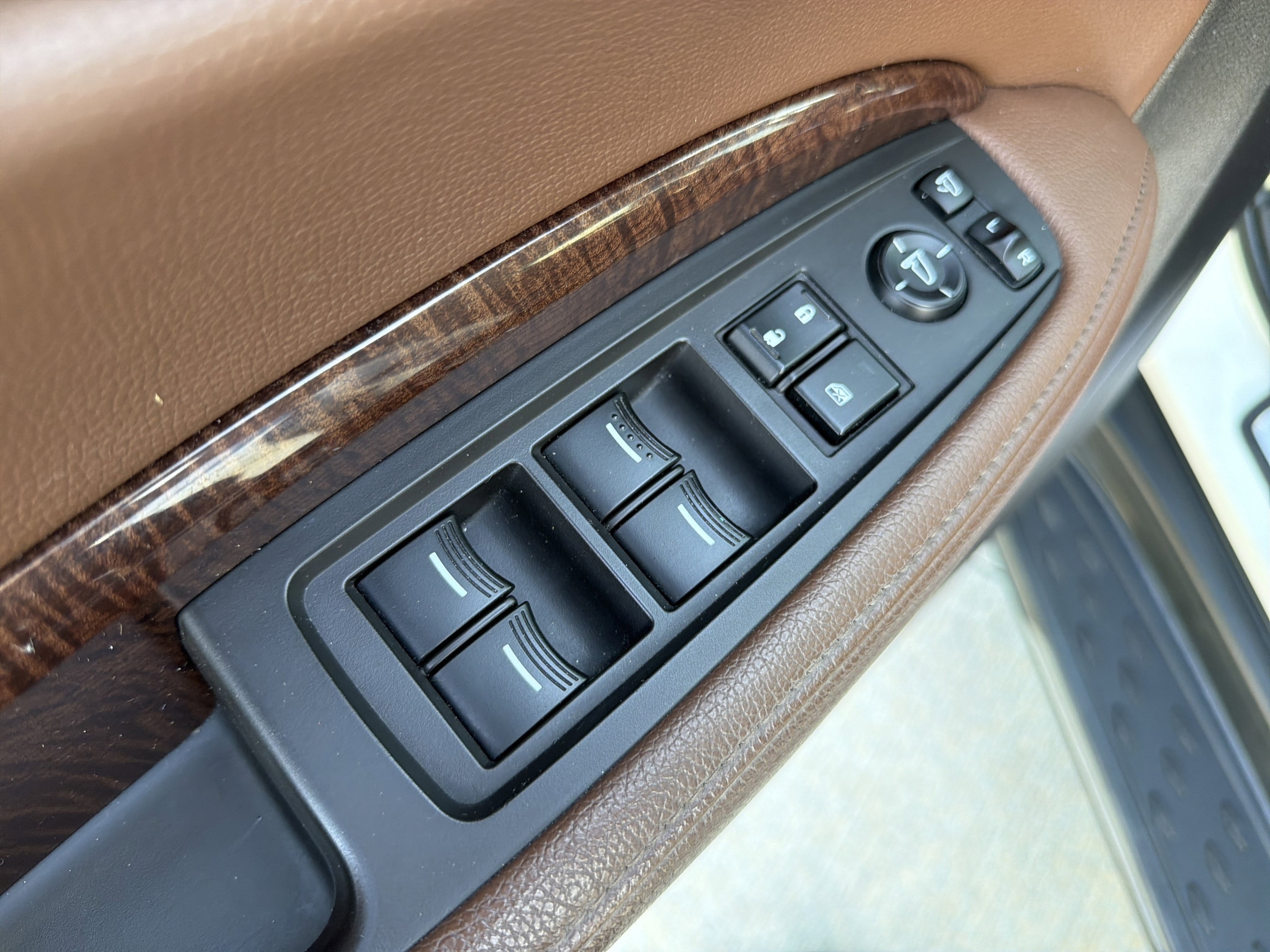 2017 Acura MDX w/Technology Pkg photo 4