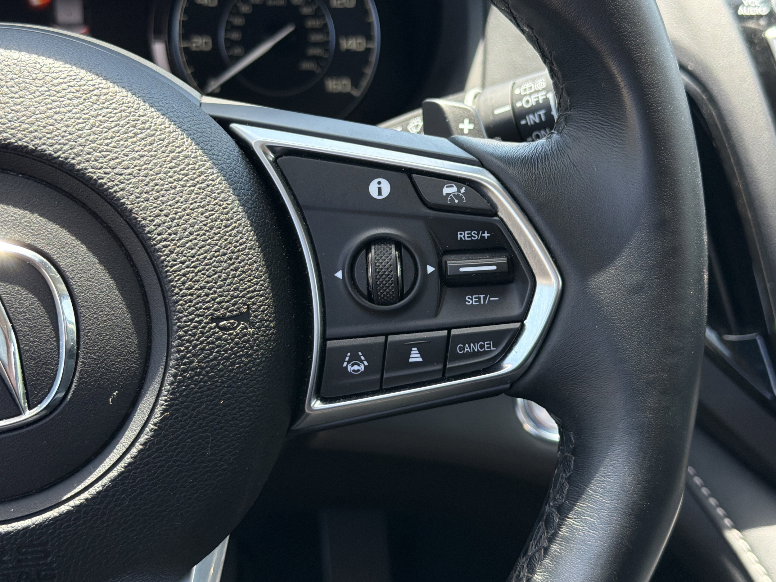 2022 Acura RDX w/Technology Package photo 5