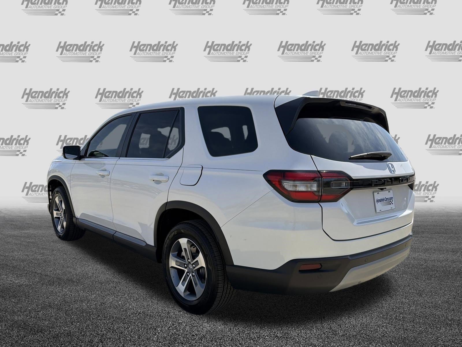2025 Honda Pilot EX-L photo 6