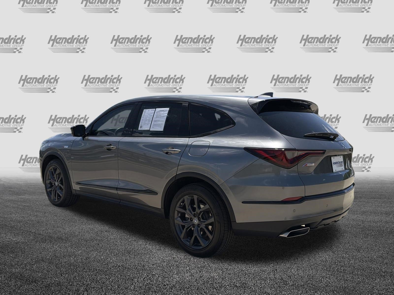 2024 Acura MDX w/A-Spec Package photo 3